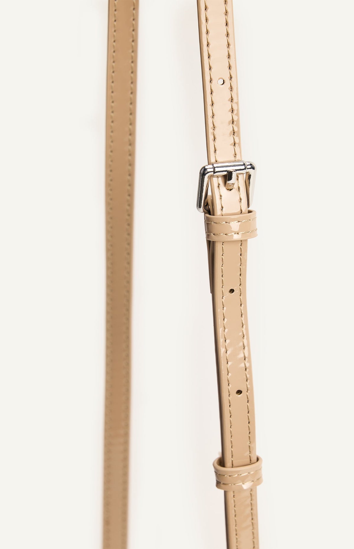 LOLA HANDLE BAG – LATTE