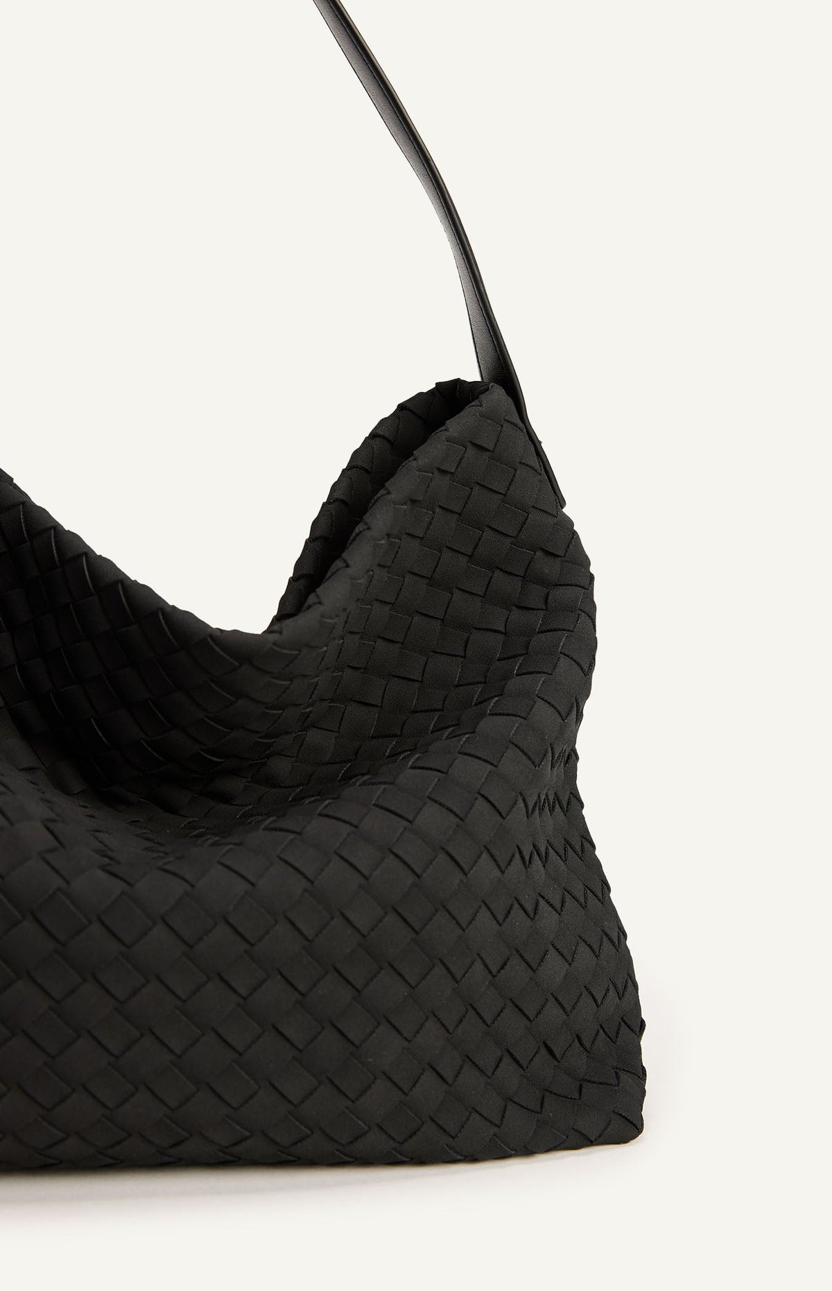 ARIA SHOULDER BAG - BLACK