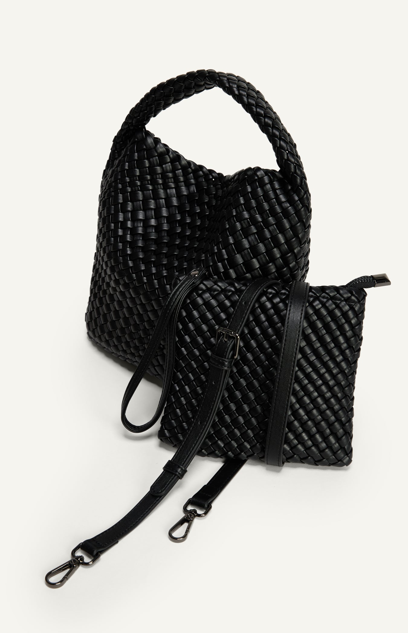 ANGIE HANDLE BAG - BLACK