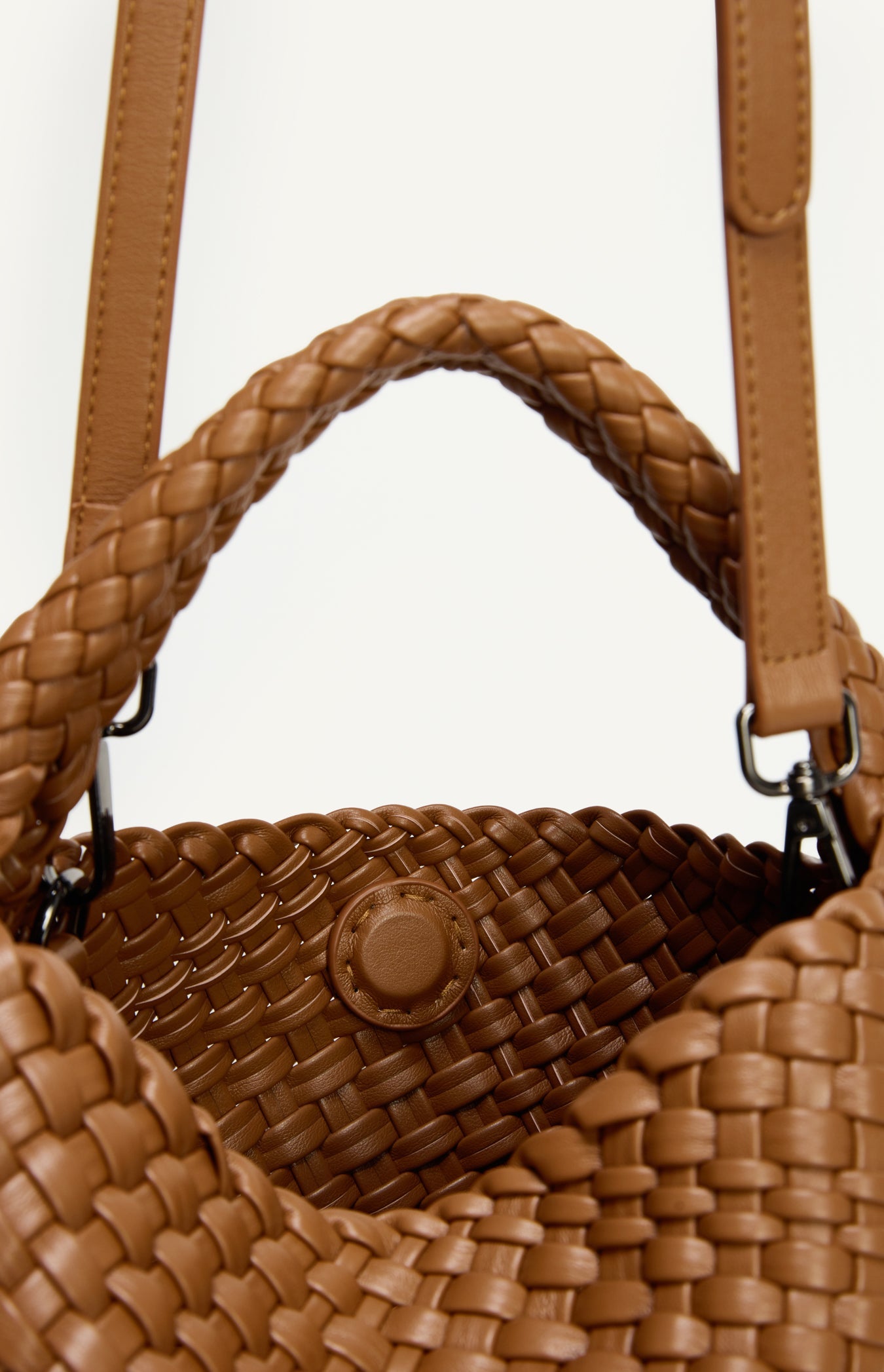 ANGIE HANDLE BAG - CARAMEL
