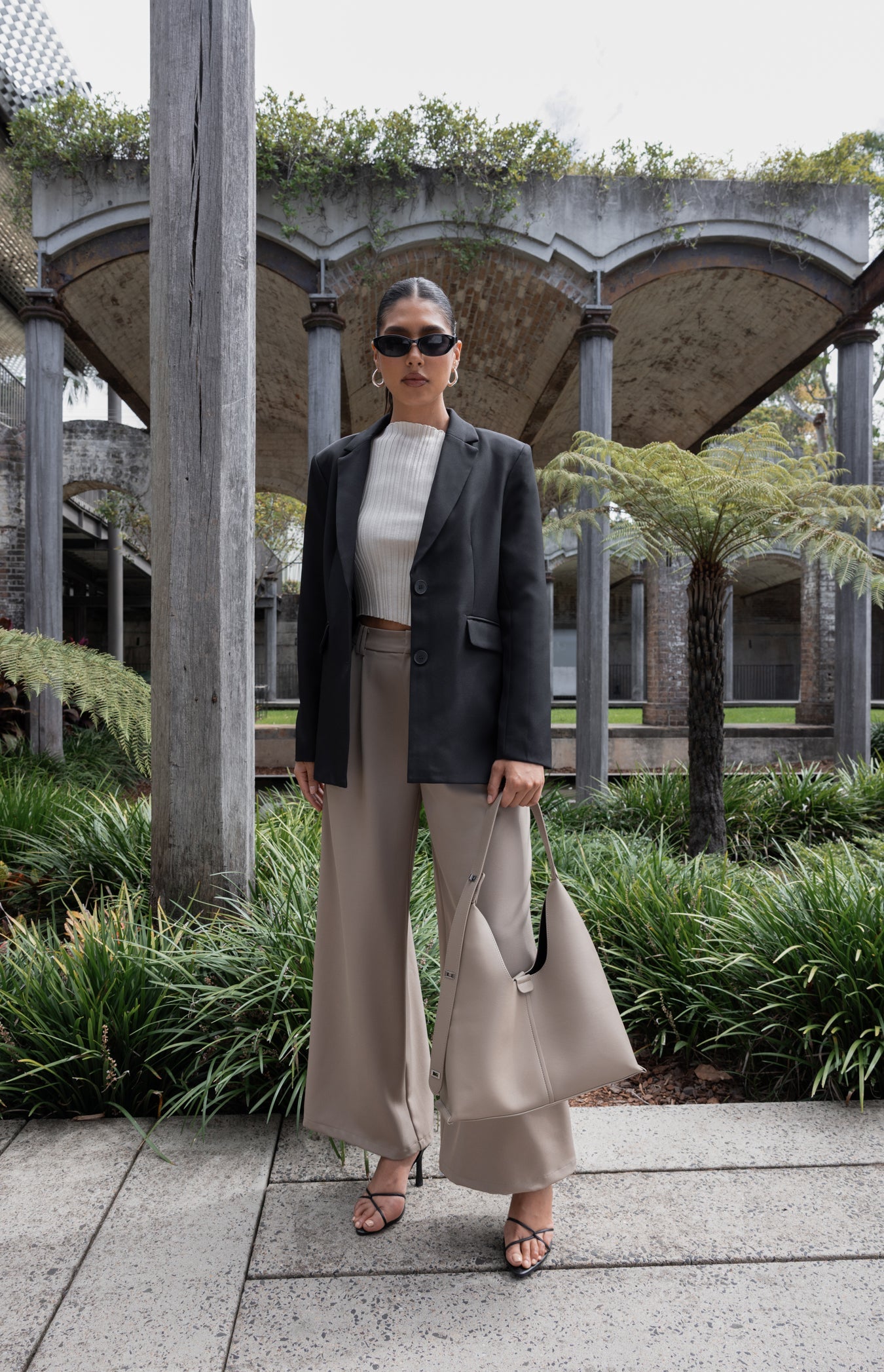 SHARMAINE SHOULDER BAG - STONE