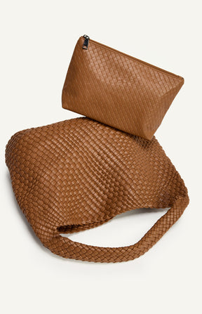 ANDREA SHOULDER BAG - CARAMEL