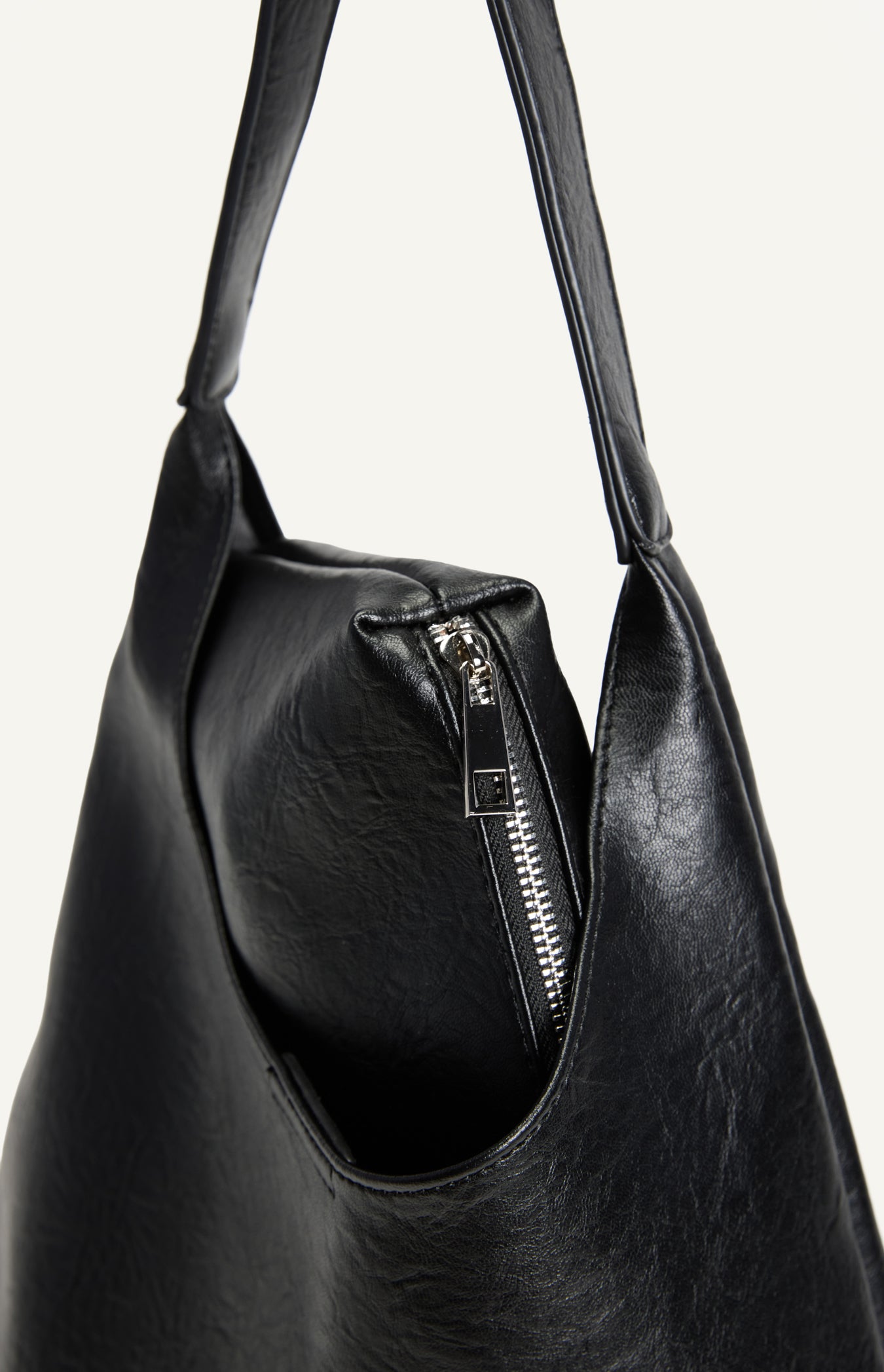 KATIE SHOULDER BAG – BLACK
