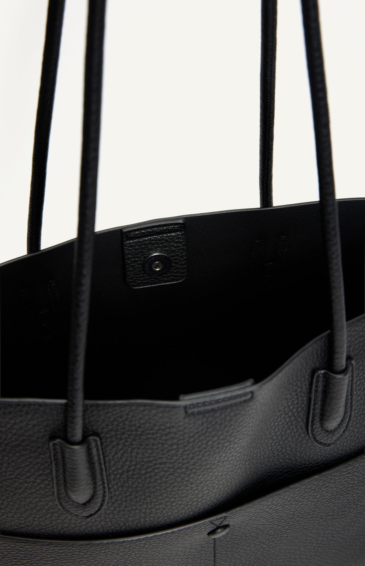MONICA SHOULDER BAG – BLACK