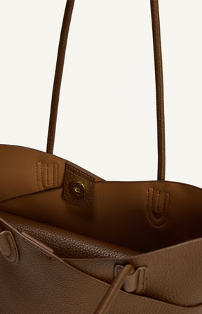 JENNY SHOULDER BAG – CHOCOLATE