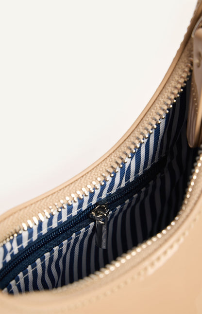 LOLA HANDLE BAG – LATTE