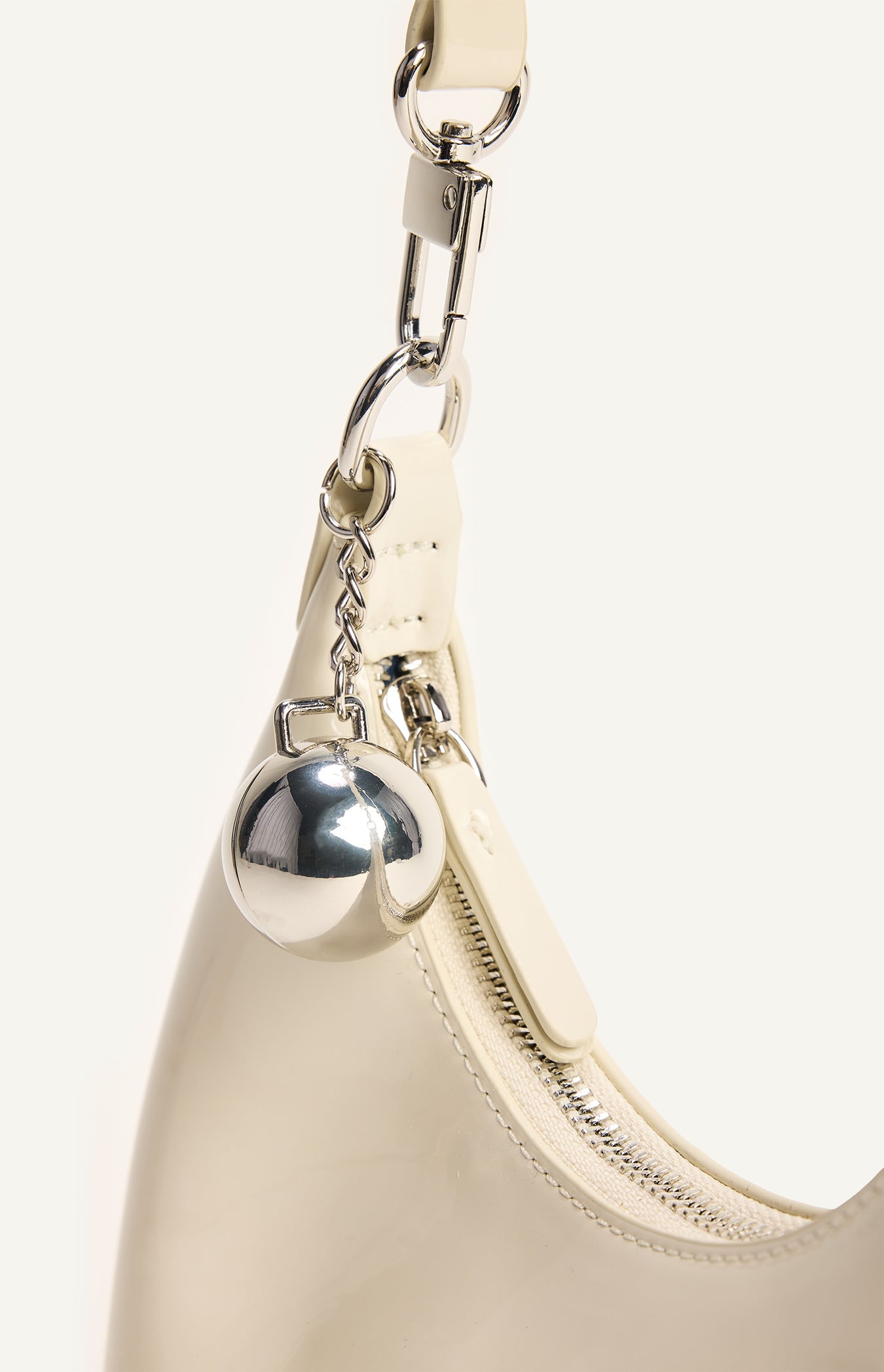 LOLA HANDLE BAG – WHITE