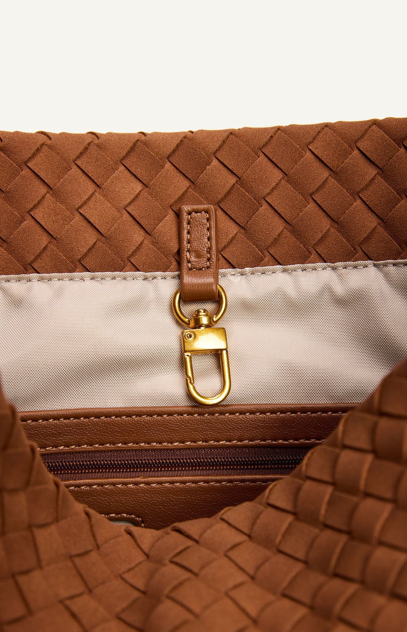 ARIA SHOULDER BAG - CARAMEL