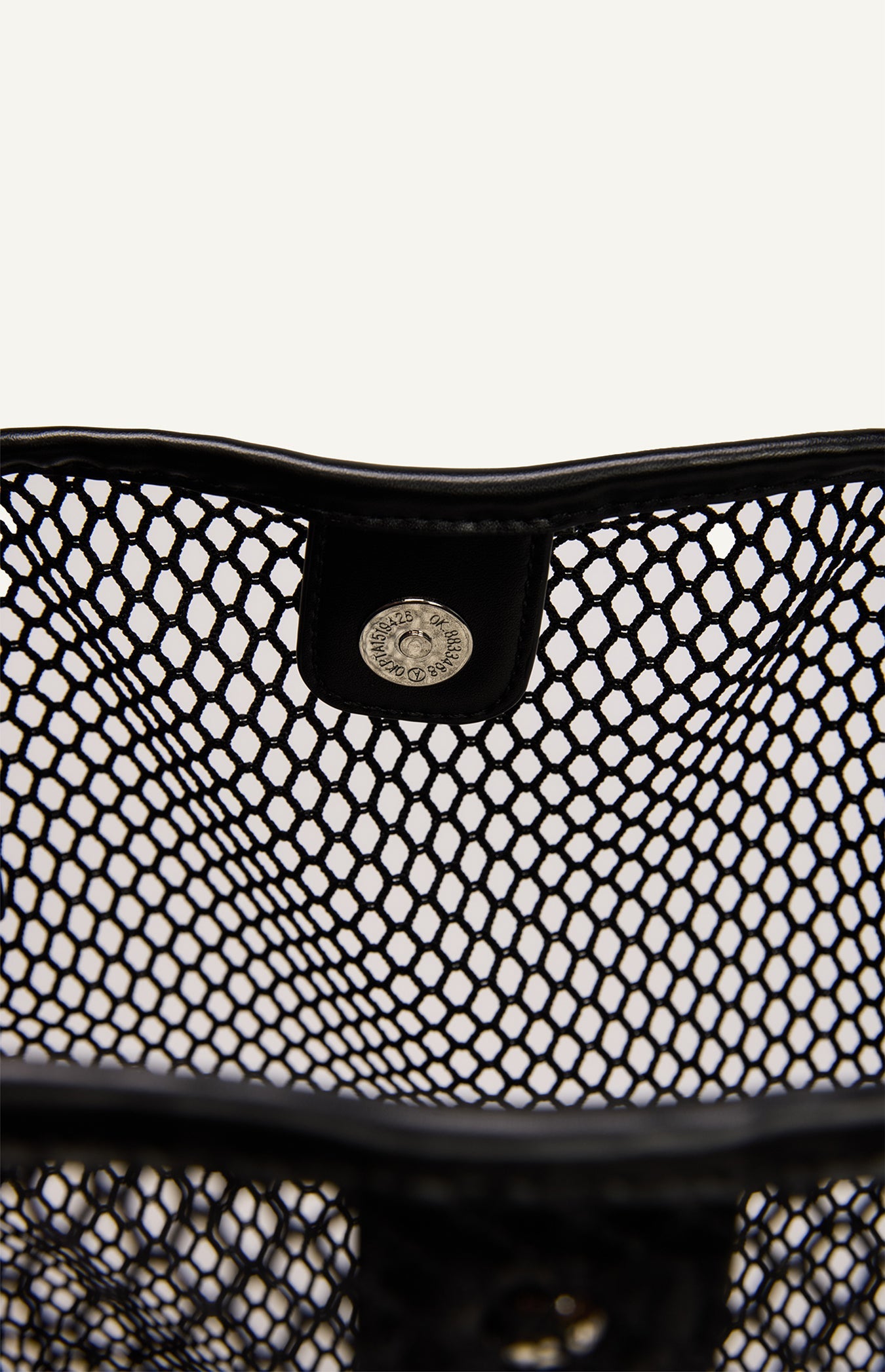 LEAH SHOULDER BAG – BLACK