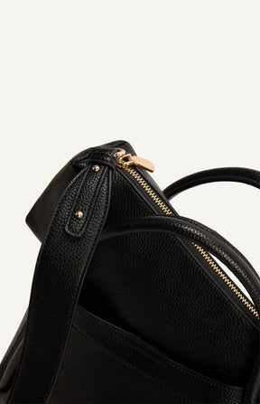ARIANA HANDLE BAG – BLACK